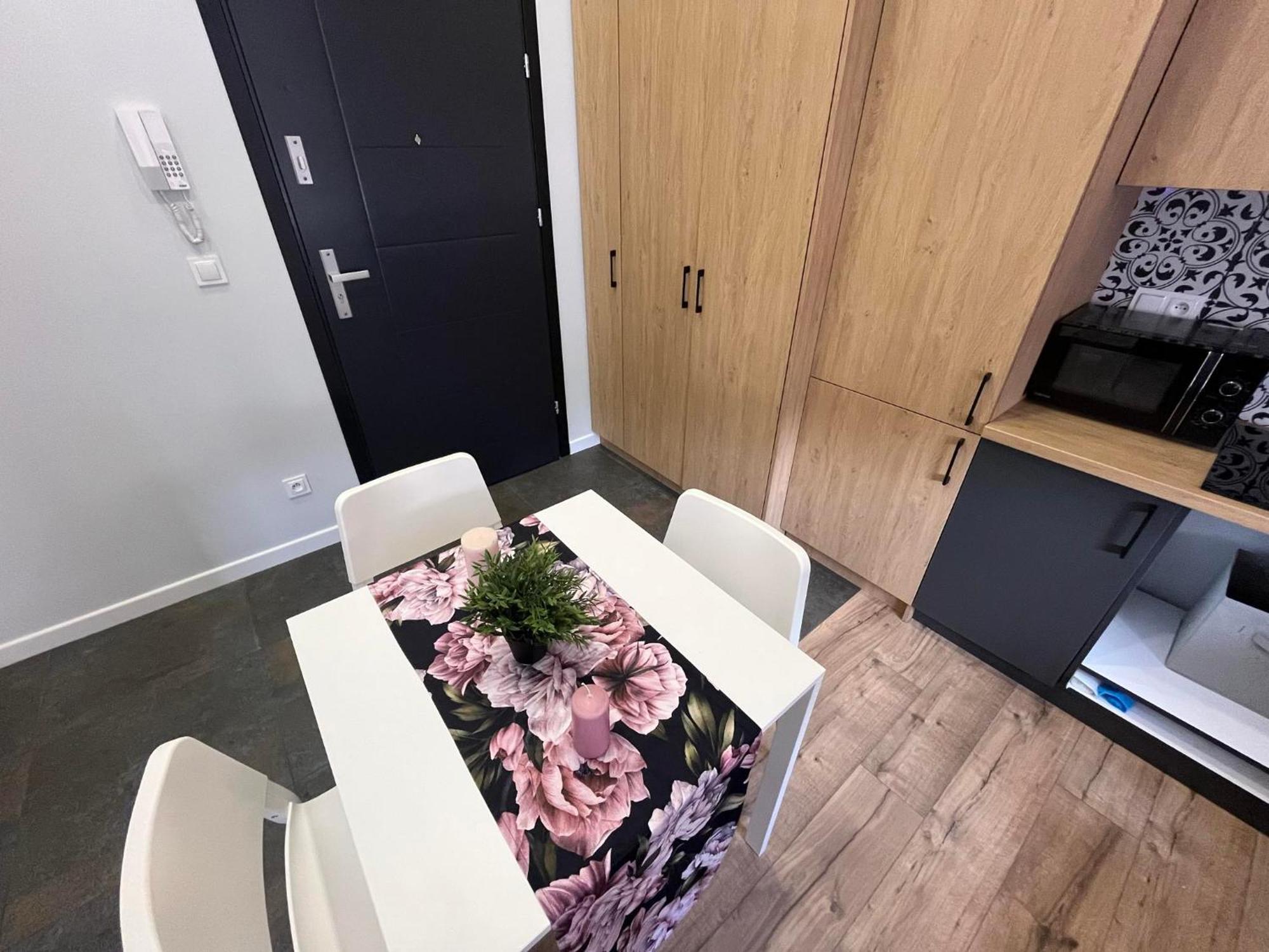 Kameralny Premium Slowackiego, Centrum, Miejsce Parkingowe, Kadzielnia Apartment *